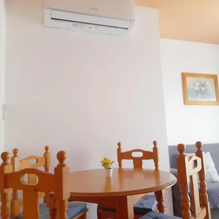 Vicenta Playa Carihuela شقة