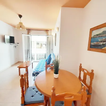 Vicenta Playa Carihuela * توريمولينوس