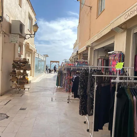 Vicenta Playa Carihuela Apartman Torremolinos